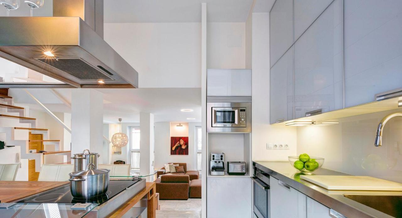 Genteel Home Real De La Carreteria Seville Ngoại thất bức ảnh